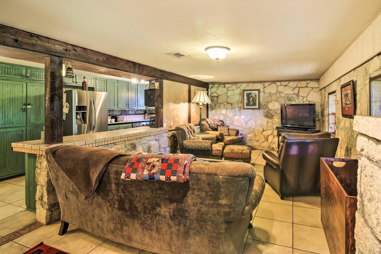 Countryside Cottage 17 Mi To Downtown Σαν Αντόνιο Εξωτερικό φωτογραφία